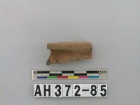 藏品(紅色夾砂繩紋陶口緣)的圖片